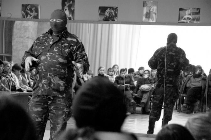 Інструктор батальйонів АТО на жіночому військовому вишколі 30 листопада