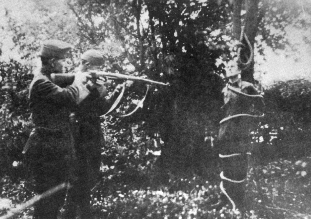 Угорські нацисти розстрілюють січовика, весна 1939 р., Закарпаття