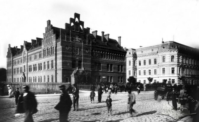 Якими були школи Львова у радянські часи: раритетні фото фото 5