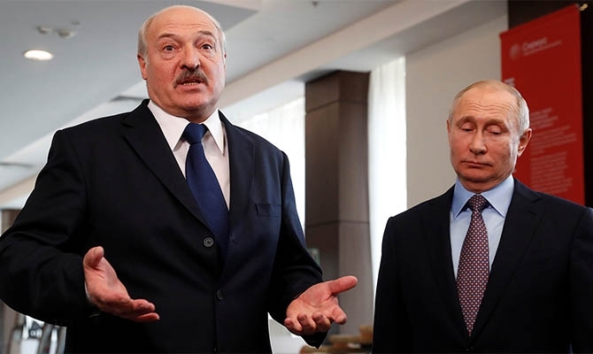 Самопроголошений президент білорусі олександр лукашенко і президент росії володимир путін