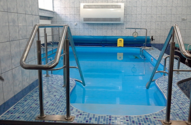 У Львові відкрили унікальний кабінет-басейн для лікування хребта (Фото) фото