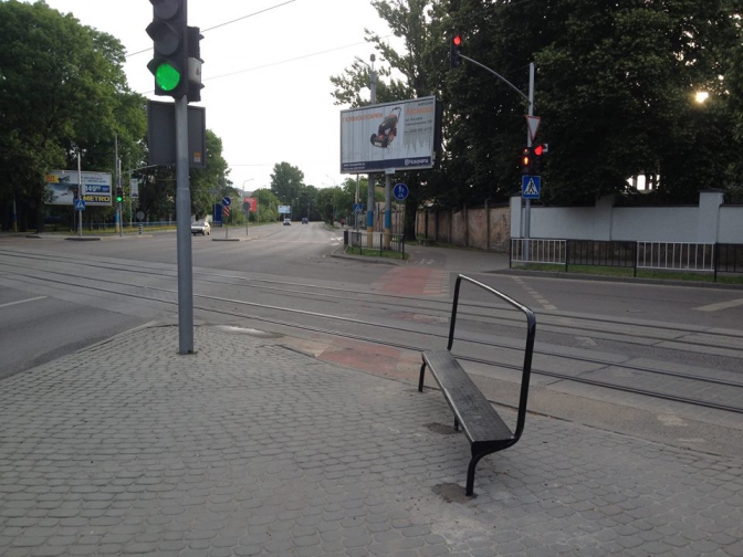 У Львові з'явилась ще одна "зручність" для велосипедистів (Фото) фото