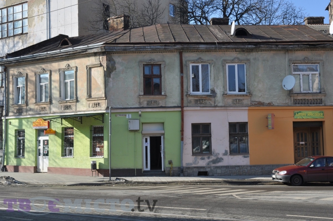 Право на смак. Які вивіски приберуть з фасадів  Львова. Фото