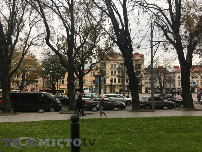 Де будуть рейди: у Львові посилено штрафують порушників паркування фото 1