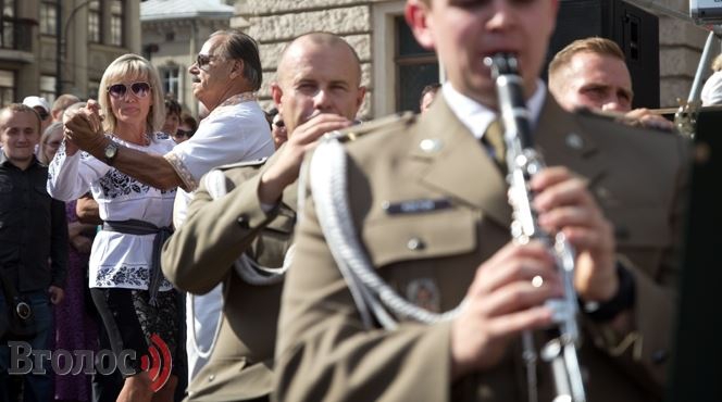 Як у Львові святкували День Незалежності (10 фото) фото 1