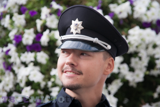 ТОП-10 фото із урочистої присяги нових поліцейських Львова фото 6