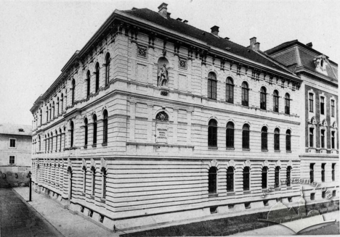 Якими були школи Львова у радянські часи: раритетні фото фото 6