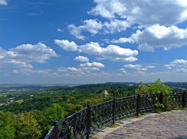 Топ оглядових майданчиків: де можна побачити найкращі панорами Львова фото
