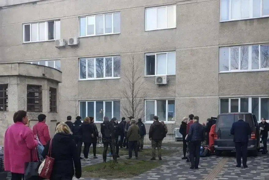 Інцидент з військовим ТЦК на вул. Патона / Фото зі сторінки Ігоря Зінкевича
