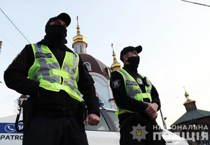 На Великдень біля храмів та на вулицях посилять патрулі поліції