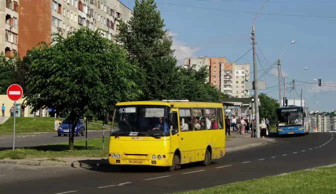 Три львівські автобусні маршрути курсуватимуть зі змінами. Схема