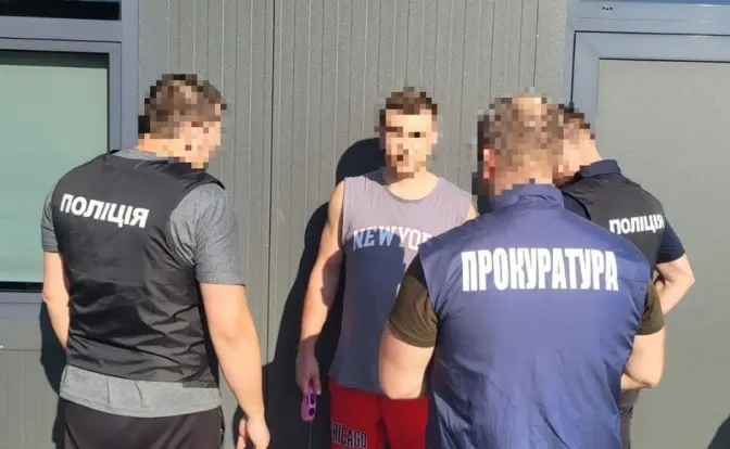 Громадянин росії на Львівщині хотів переправити ухилянта за кордон за 11 тис. доларів