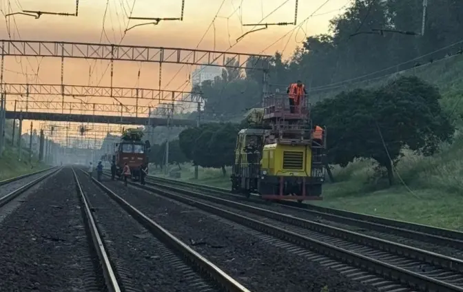 У Києві через обстріл рф змінили рух транспорту. Деталі
