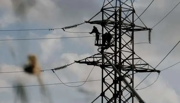 На Львівщині понад 10 населених пунктів повністю знеструмлено через несприятливі погодні умови