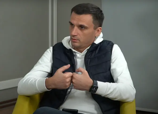 Заступник Козицького прокоментував свої слова про те, що не одягне військову форму