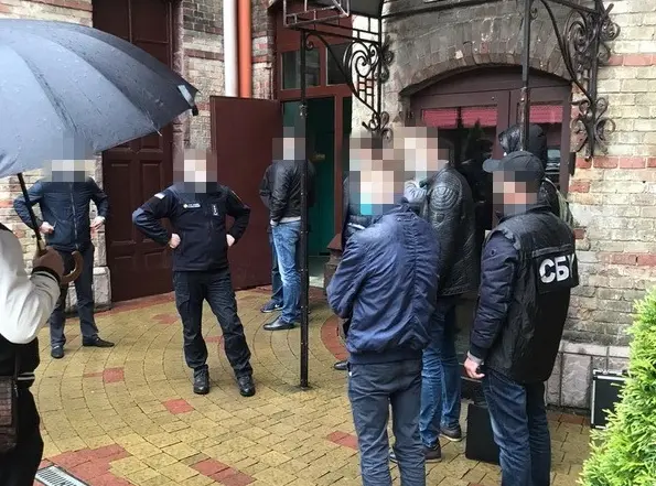У Львові на хабарі викрили посадовця ДСНС