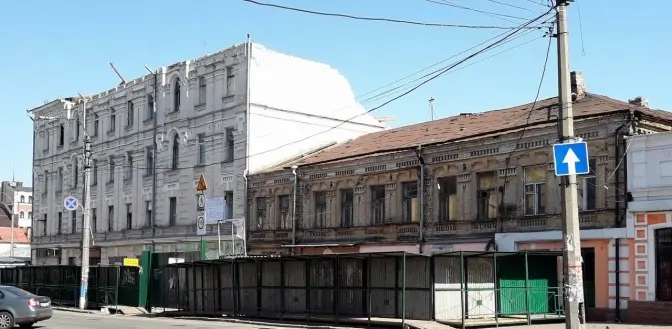 14 років нічого не роблять. Прокуратура просить суд розірвати договір на реставрацію садиби Дмитрієва на Подолі