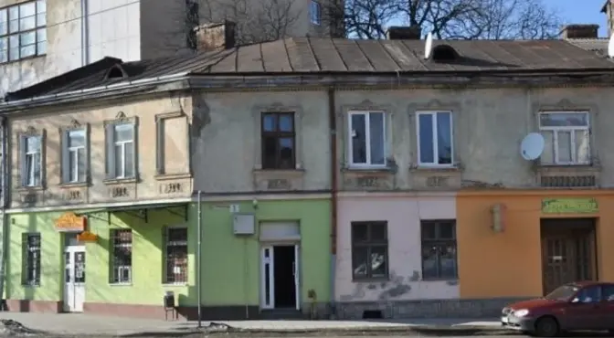 Адмінкомісія Львова штрафуватиме за самовільне утеплення фасадів