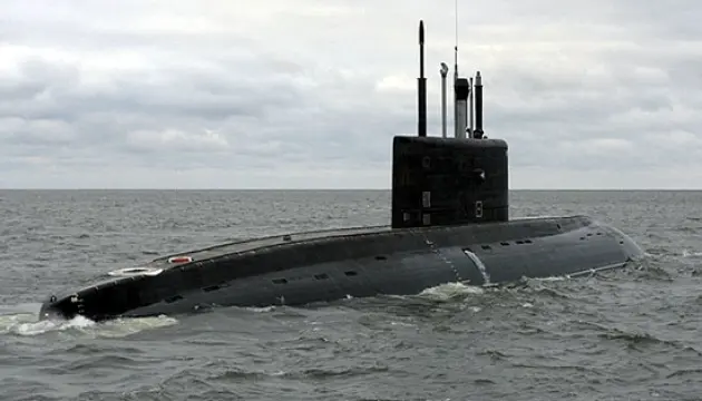 Рф посилила флот у Чорному морі підводним човном з «Калібрами»