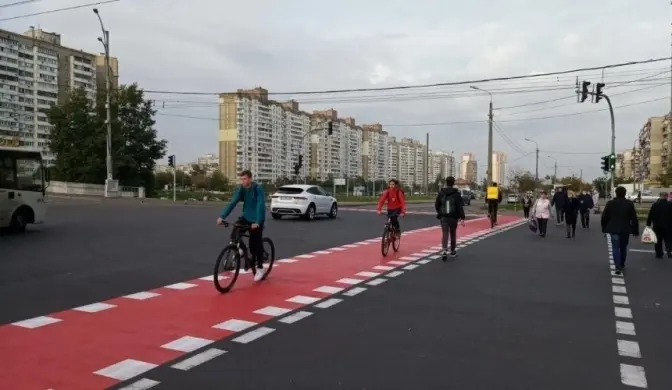 Столичні активісти збирають підписи за звільнення директора Дептранспорту КМДА Кандибора