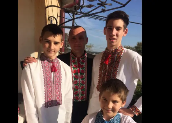 У Львові терміново збирають кошти для волонтера з онконедугою