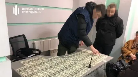 У Києві експрацівник військкомату організував схему переправлення призовників через кордон