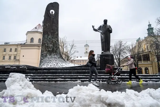 Ліміти споживання електроенергії та негода на Львівщині. Головне за добу