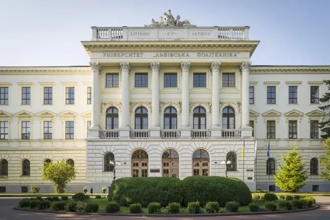 У Львові хочуть облаштувати молодіжний артпростір