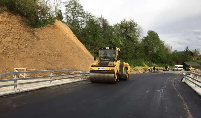 На Львівщині завершують ремонт на дорозі Східниця – Верхнє Синьовидне. Фото