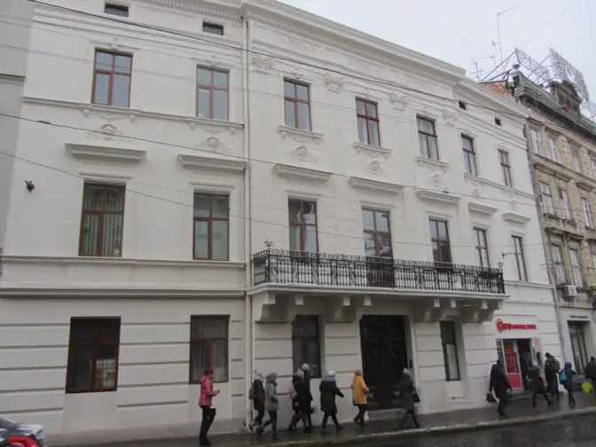 У Львові відреставрували будинок, у якому жив Євген Петрушевич. Фото