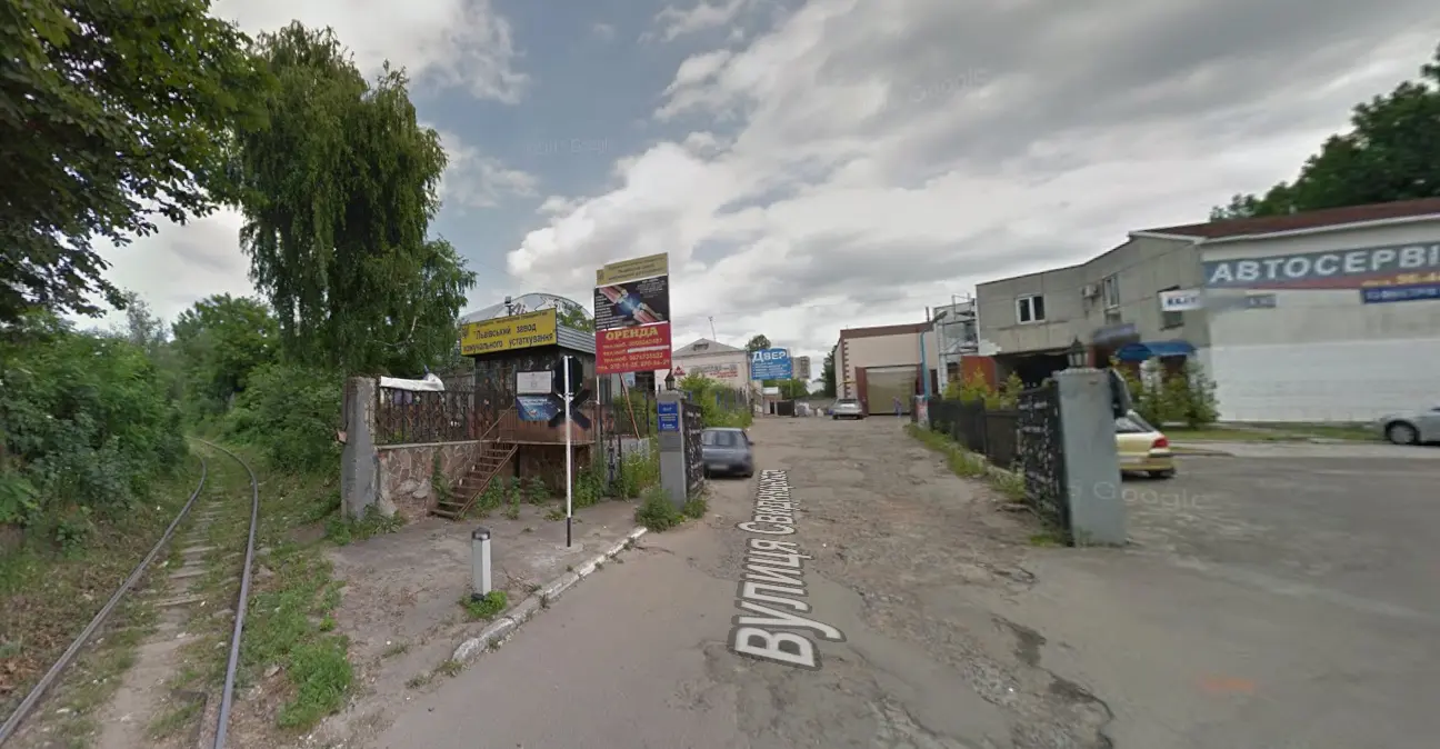 Фото з google maps / вул. Зелена, 145