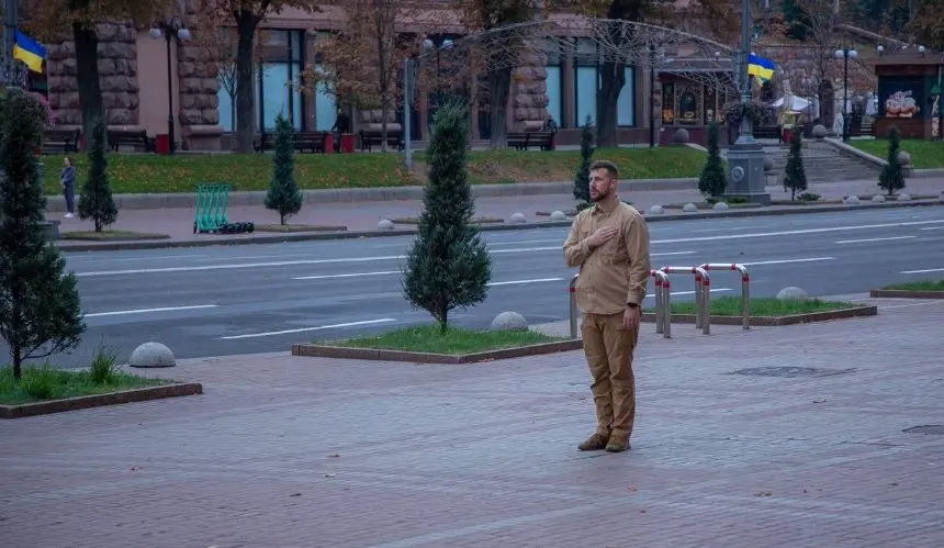 Хвилина мовчання лунатиме в усіх районах Києва через систему оповіщення