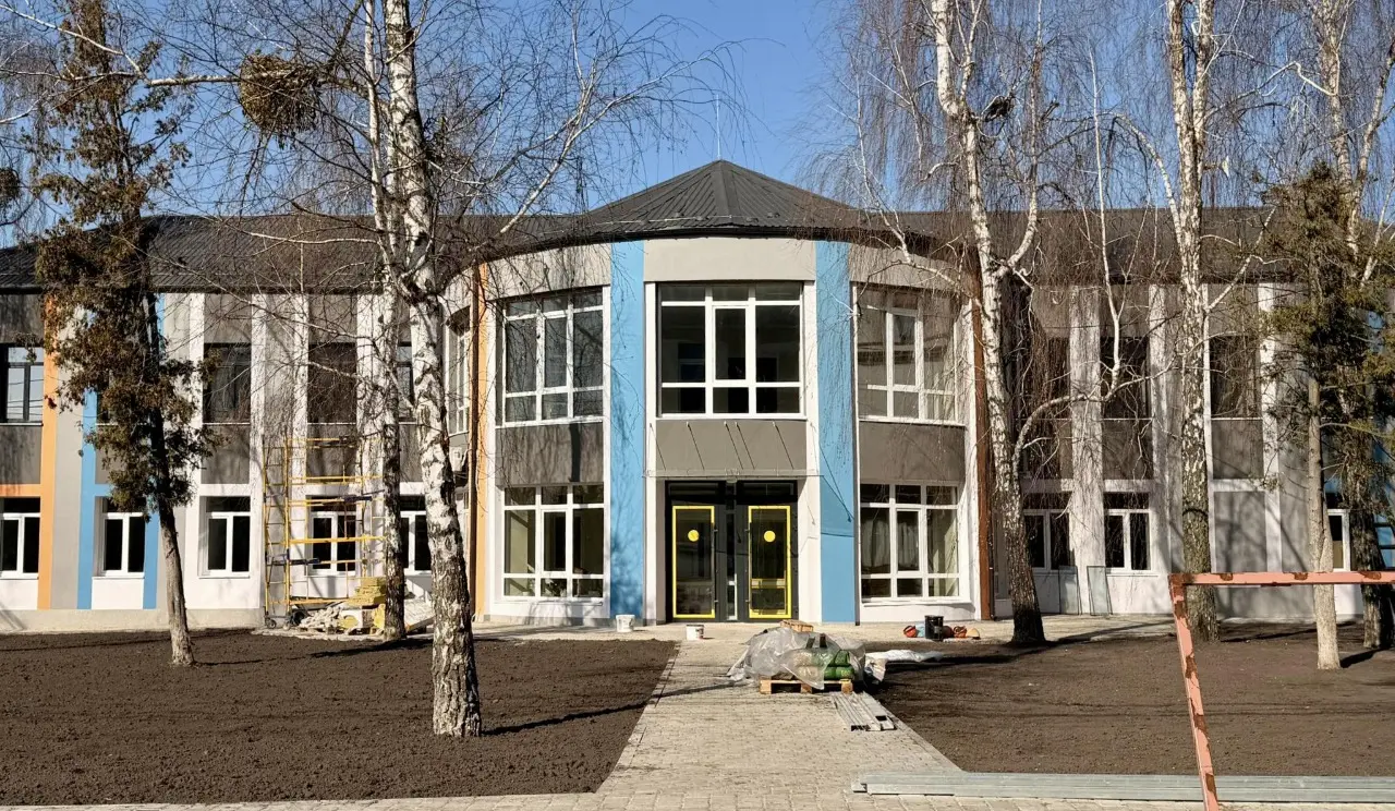 У Гостомелі завершують капітальний ремонт початкової школи №1