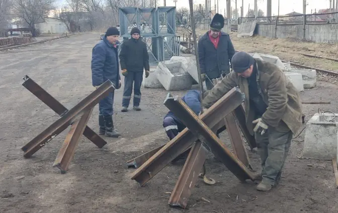 Львів’ян просять звозити метал, необхідний для протитанкових їжаків на блокпостах
