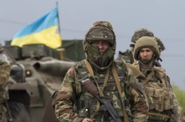 Понад половина українців готові чинити опір у разі вторгнення Росії. Опитування