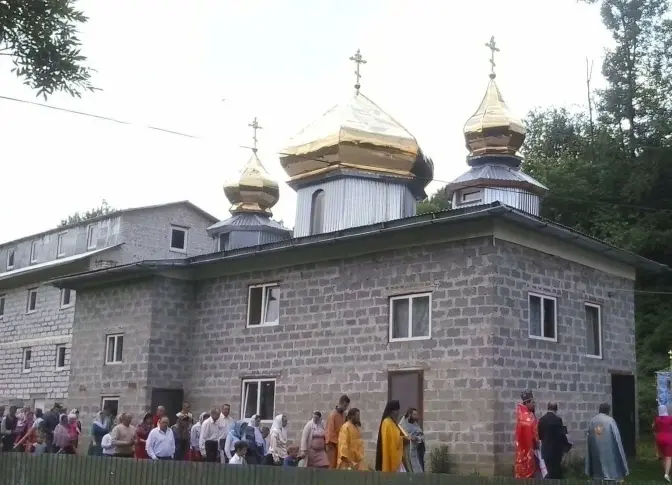 На Львівщині без дозволів збудували монастир УПЦ МП. Настоятеля оштрафували