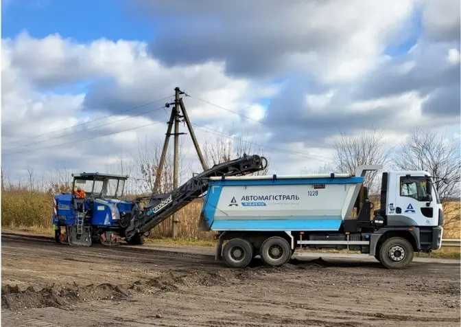 На Львівщині дорожники почали облаштування кільцевої розв’язки у Жовкві