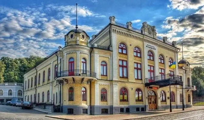 У столичній філармонії завершують облаштування інфраструктури для осіб з інвалідністю