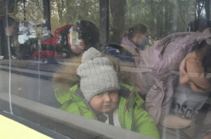 Зі Львова у Польщу вивезли ще понад 70 хворих на рак дітей