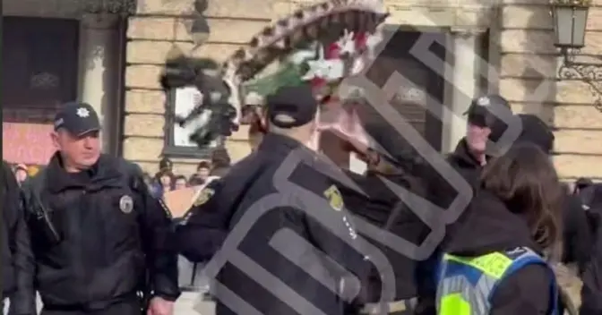 Кадр з відео
