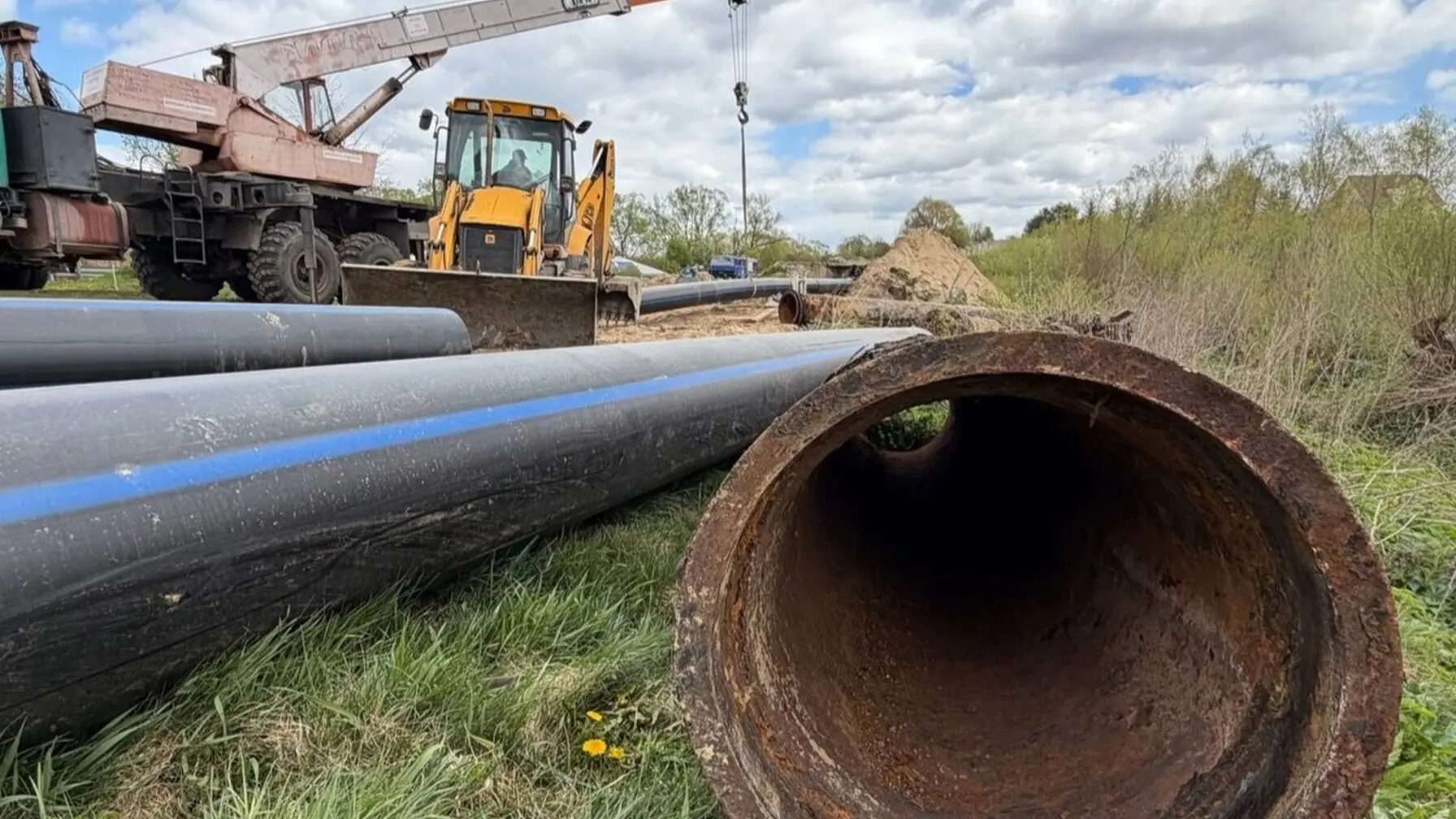 Львівводоканал проводить заміну магістрального водогону в с. Домажир / фото ЛМР