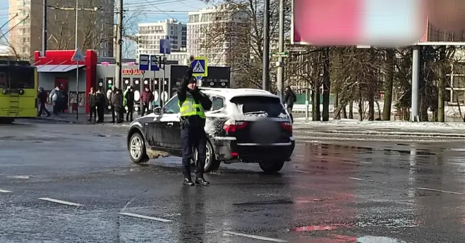 Через негоду деякі світлофори у Львові знеструмлені, працюють регулювальники