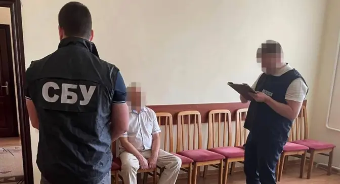Директора коледжу на Львівщині спіймали на хабарі у 75 тисяч гривень