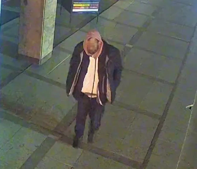 Фото чоловіка, що може бути причетним до підпалу церкви / Поліція Львівської області