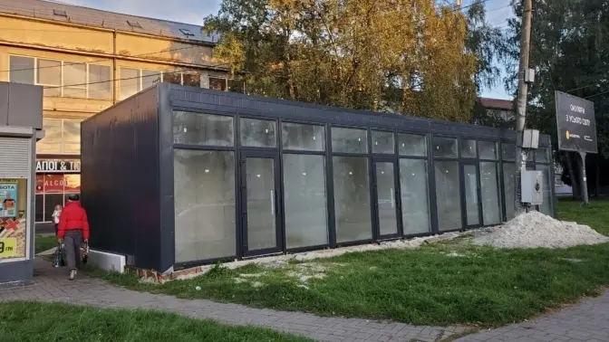 У Львові демонтують МАФ, перенесений з проспекту Чорновола