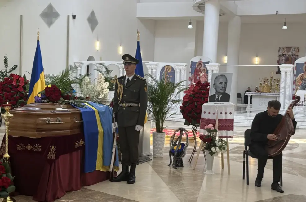 Чин похорону подружжя Мельників у Патріаршому соборі в Києві / Фото: hromadske
