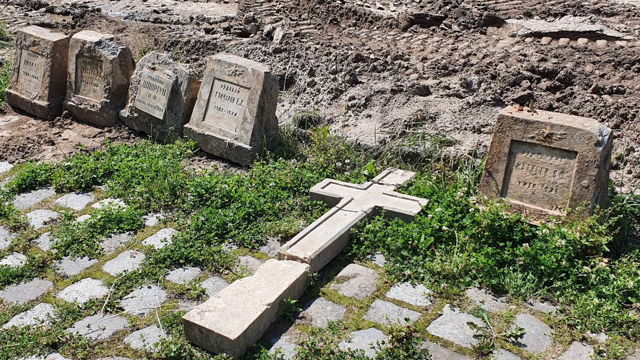 Ексгумація на Личаківському кладовищі / Фото: Твоє місто