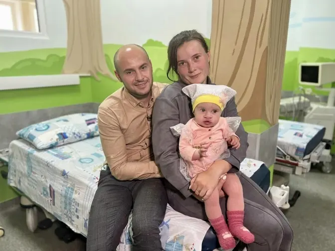 Львівські лікарі прооперували 5-місячну дівчинку із надскладною вродженою вадою верхньої губи