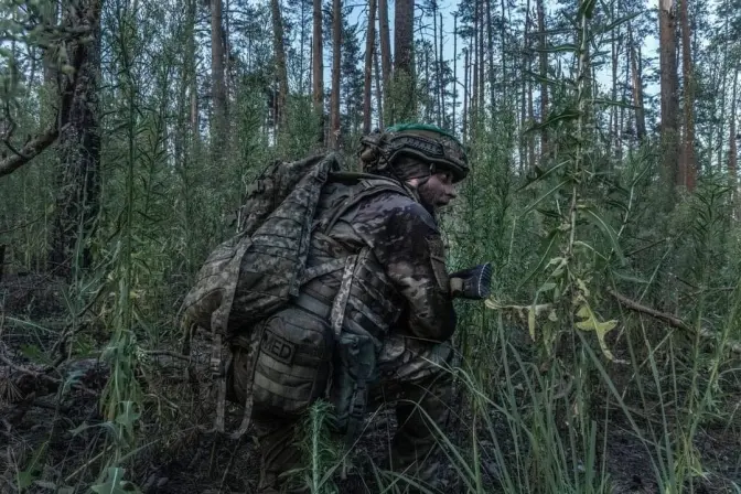 Українські військові знищили ще понад 350 загарбників та 16 артилерійських систем