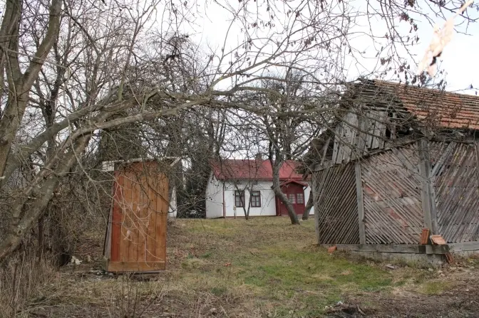 Критичний стан музею Коновальця на Львівщині та що буде з дозволами на виїзд за кордон. Підсумки доби